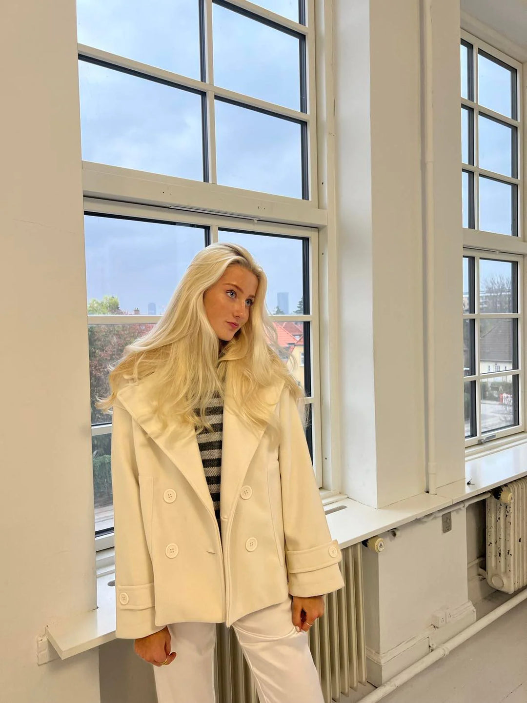 Leandra | Stylish Mid-Season Jacket | Blazer