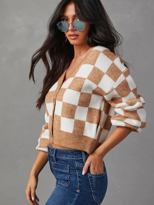 Isabel - Vintage Checkered Sweater with Button Closure