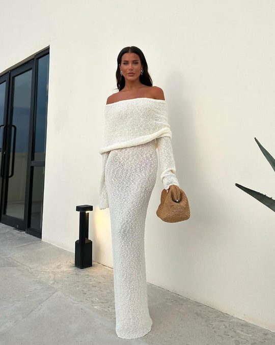 Clarisse | Elegant Off-Shoulder Maxi Dress